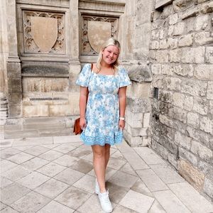 Meet your Posher, Amy